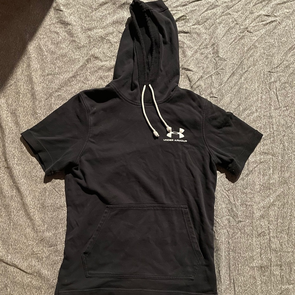 Under Armor Hooded Shirt